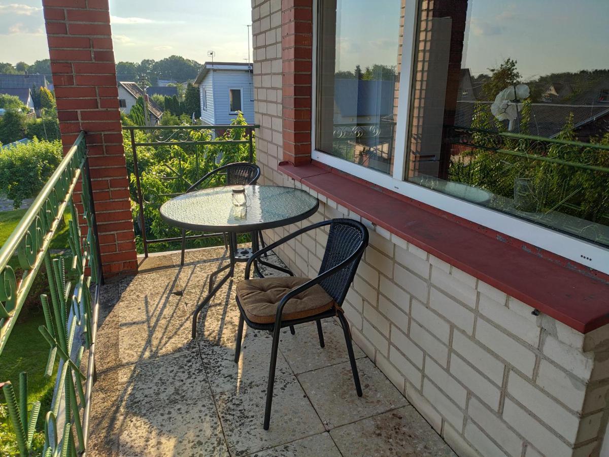 Spacious & Cozy Apartment With Forest View Zapyskis Екстер'єр фото