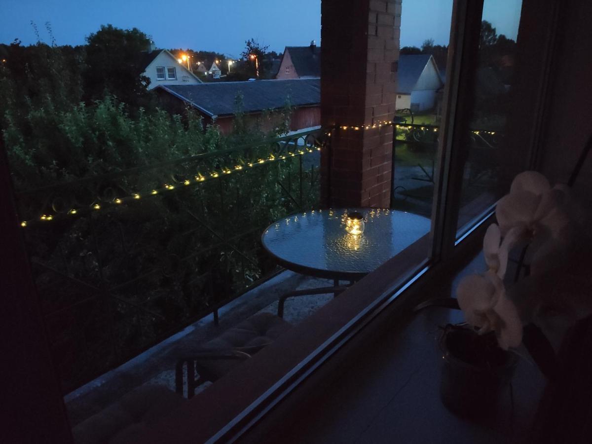 Spacious & Cozy Apartment With Forest View Zapyskis Екстер'єр фото