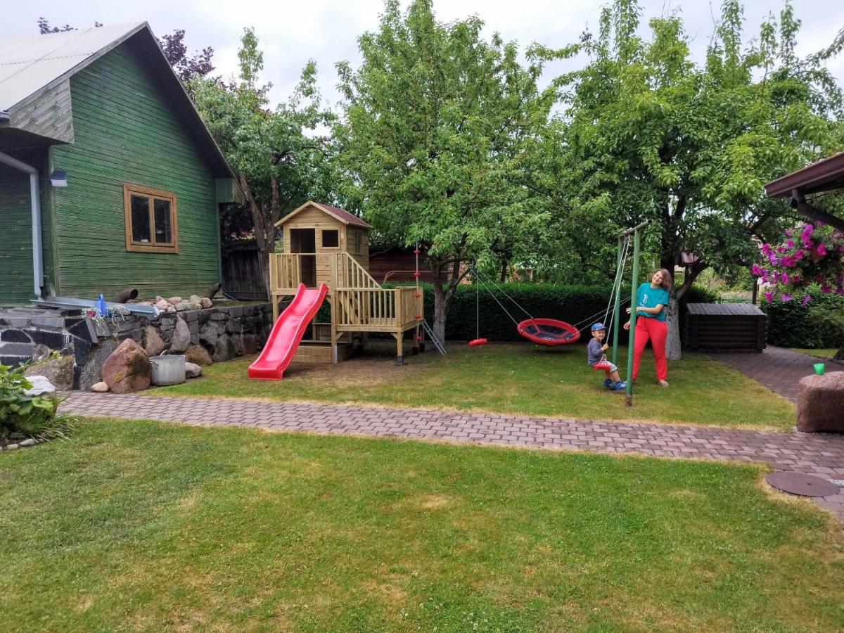 Spacious & Cozy Apartment With Forest View Zapyskis Екстер'єр фото